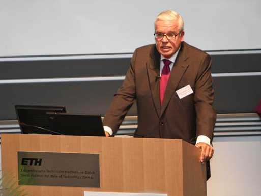 Prof. Dr.h.c. Klaus-Michael Kühne