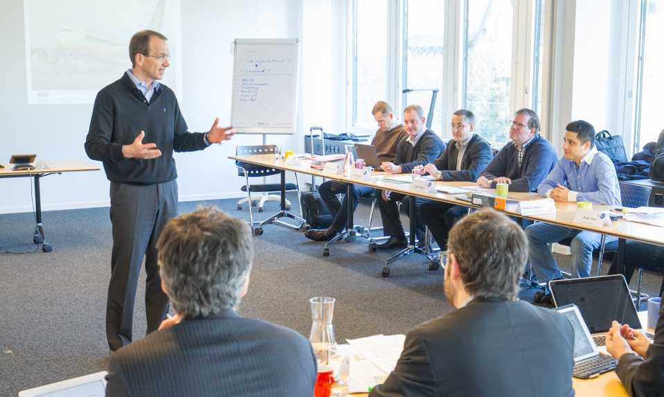 Enlarged view: Prof. Dr. Stephan M. Wagner is teaching executives